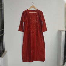 Load image into Gallery viewer, Red Exclusive Chanderi Kurta
